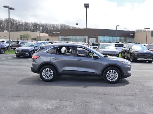 Used 2022 Ford Escape SE w/ Convenience Package image 8