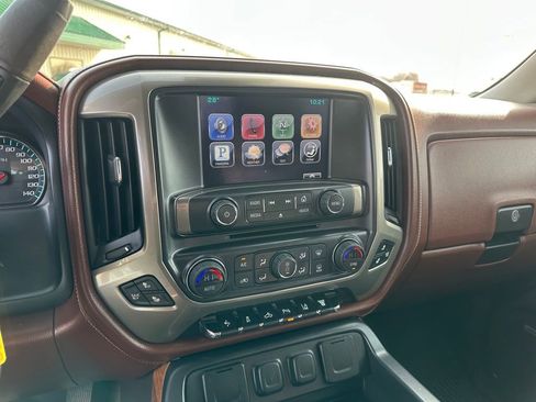 Used 2015 Chevrolet Silverado 2500 High Country w/ Duramax Plus Package image 16