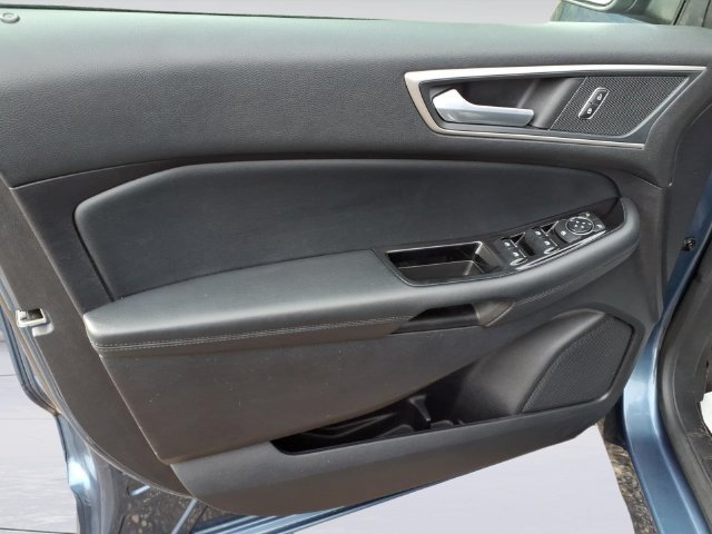 Used 2019 Ford Edge SEL w/ Equipment Group 201A AWD/4WD image 11