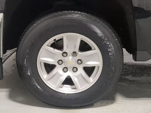 Used 2018 Chevrolet Silverado 1500 LT w/ All Star Edition image 27