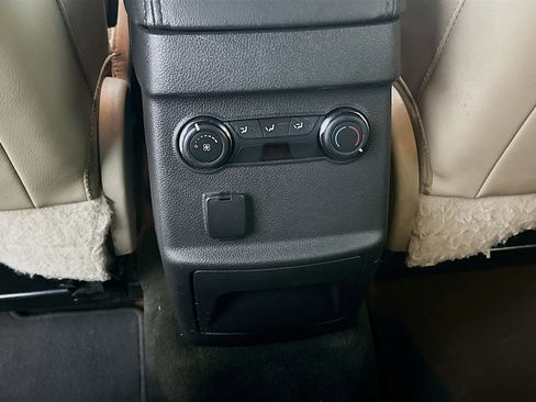 Used 2015 Ford Explorer XLT w/ Equipment Group 202B image 26