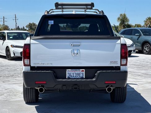 Used 2021 Honda Ridgeline Sport image 4