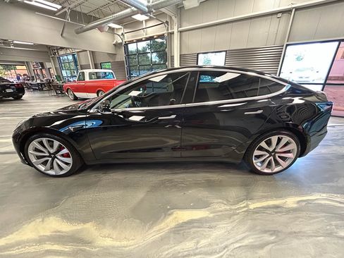 Used 2019 Tesla Model 3 Long Range AWD/4WD image 32