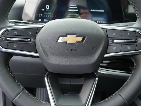 New 2026 Chevrolet Equinox LT w/ Convenience Package II image 9