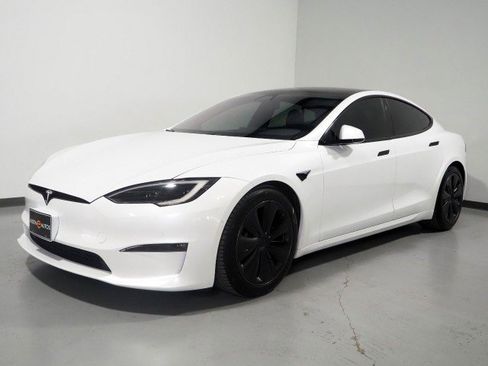Used 2022 Tesla Model S AWD image 12