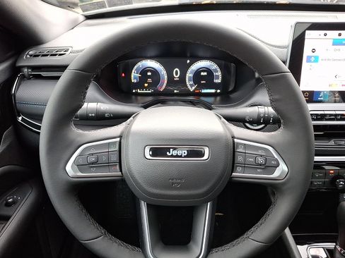 New 2026 Jeep Compass Limited w/ Sun, Sound & Navigation Group image 14