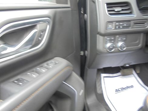 Used 2023 GMC Yukon AT4 w/ LPO, Floor Liner Package image 21