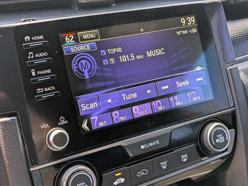 Used 2021 Honda Civic Sport image 18