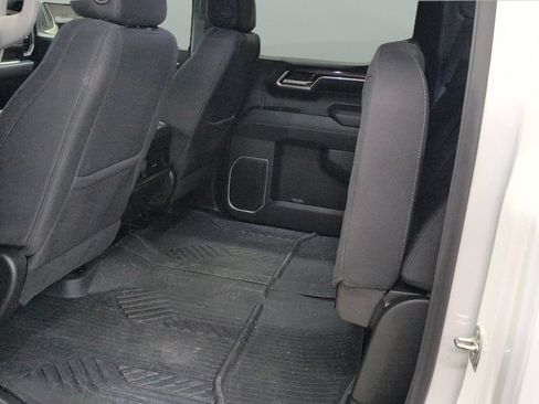 Used 2024 Chevrolet Silverado 1500 LT AWD/4WD image 19