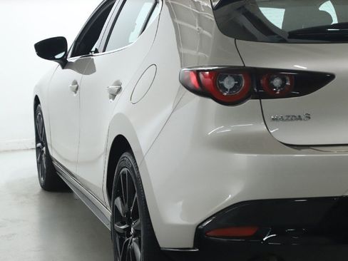 Used 2022 MAZDA MAZDA3 s image 42