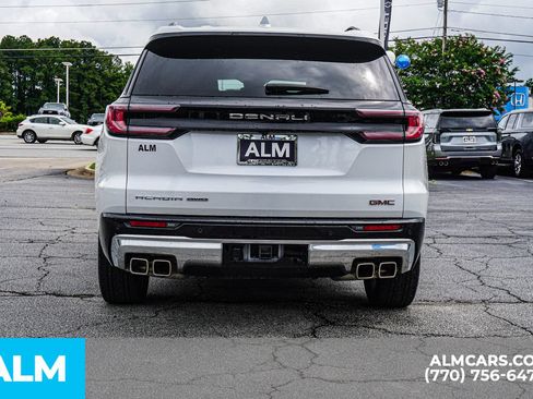 Used 2024 GMC Acadia Denali w/ LPO, Floor Liner Package AWD/4WD image 12