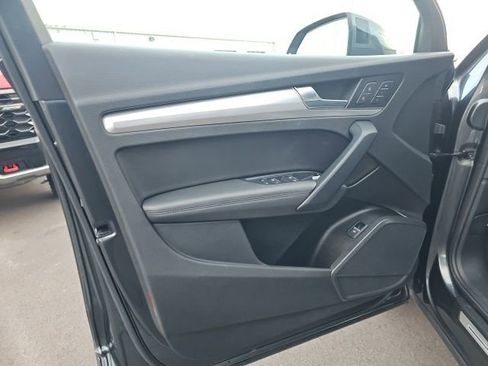 Used 2020 Audi Q5 2.0T Titanium Premium Plus image 17