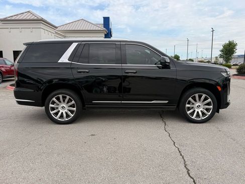Used 2023 Cadillac Escalade Premium Luxury Platinum w/ LPO, Floor Liner Package AWD/4WD image 8