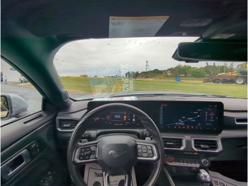 Used 2024 Ford Mustang GT Premium image 14