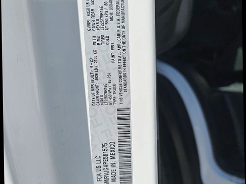 Used 2023 RAM ProMaster 3500 w/ Fleet Safety Group FWD image 28