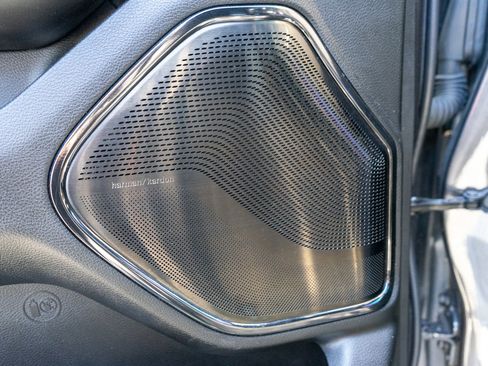 Used 2023 RAM 1500 Limited AWD/4WD image 15