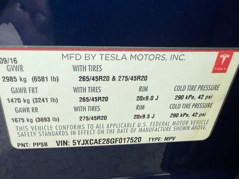 Used 2016 Tesla Model X 60D image 17