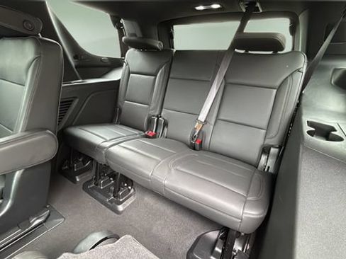 Used 2023 Chevrolet Tahoe LT w/ Luxury Package AWD/4WD image 34