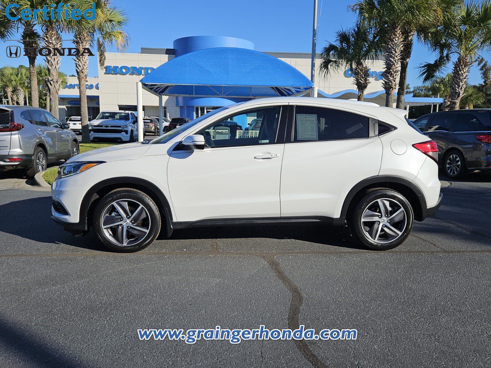 Certified 2021 Honda HR-V EX-L image 2