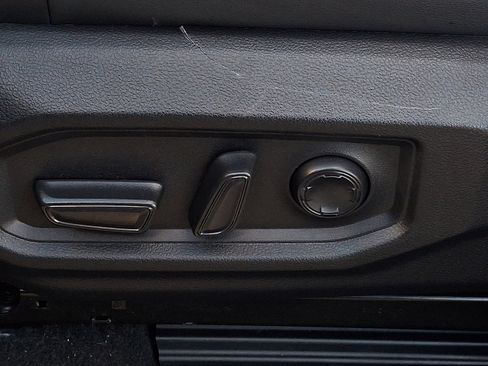 Used 2022 Toyota Tundra Platinum image 26