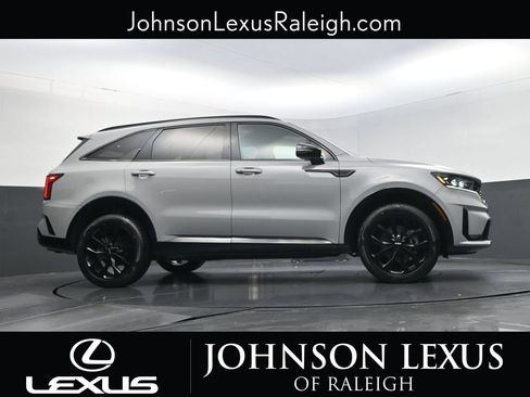 Used 2022 Kia Sorento SX AWD/4WD image 21