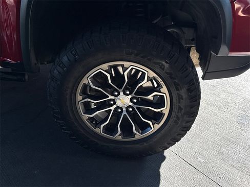 Used 2021 Chevrolet Colorado ZR2 image 3