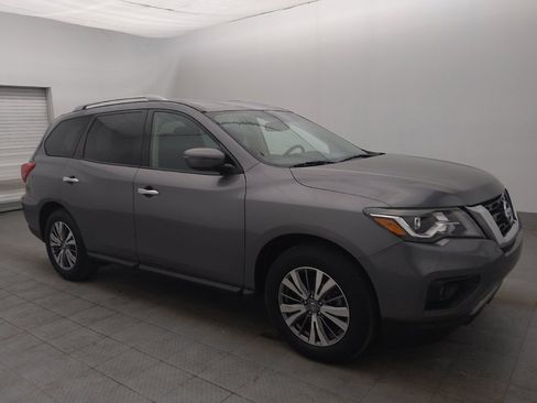 Used 2020 Nissan Pathfinder SV FWD image 11