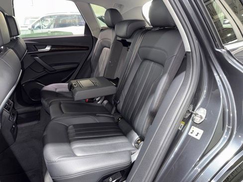 Used 2019 Audi Q5 2.0T Premium Plus w/ Premium Plus Package AWD/4WD image 15