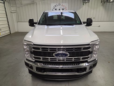 Used 2026 Ford F250 XLT AWD/4WD image 12
