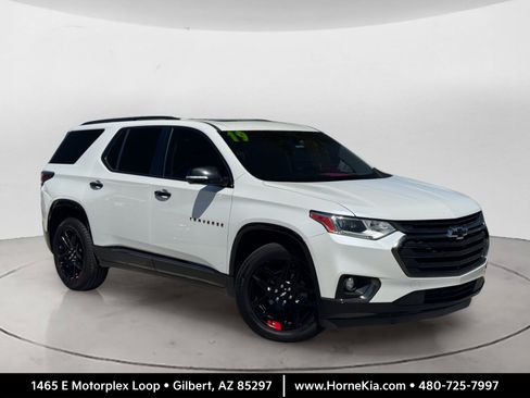 Used 2019 Chevrolet Traverse Premier w/ Redline Edition FWD image 1