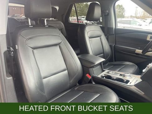 Used 2023 Ford Explorer XLT w/ Equipment Group 202A image 4