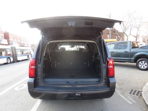 Used 2015 Chevrolet Suburban LT AWD/4WD image 24