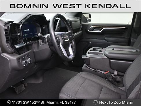 Used 2023 GMC Sierra 1500 SLE image 10