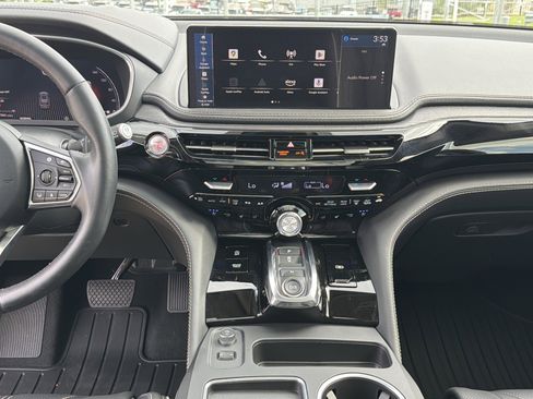 Used 2025 Acura MDX SH-AWD w/ Advance Package image 31