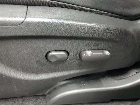 Used 2020 Buick Encore Preferred w/ Safety Package image 16