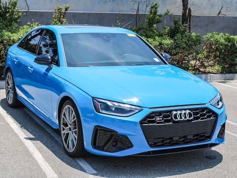 Used 2022 Audi S4 Premium Plus w/ Premium Plus Package AWD/4WD image 3
