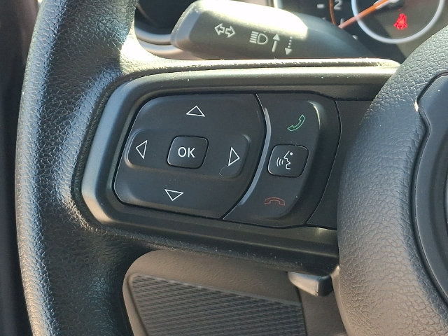 Used 2022 Jeep Wrangler Unlimited Sport AWD/4WD image 7