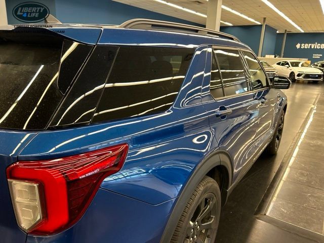 Used 2023 Ford Explorer ST-Line w/ Class IV Trailer Tow Package AWD/4WD image 9
