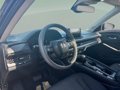 Used 2023 Honda Accord EX image 16
