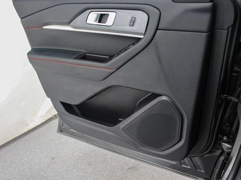 Used 2026 Ford Explorer ST-Line AWD/4WD image 12
