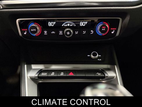 Used 2020 Audi Q3 2.0T Premium image 22