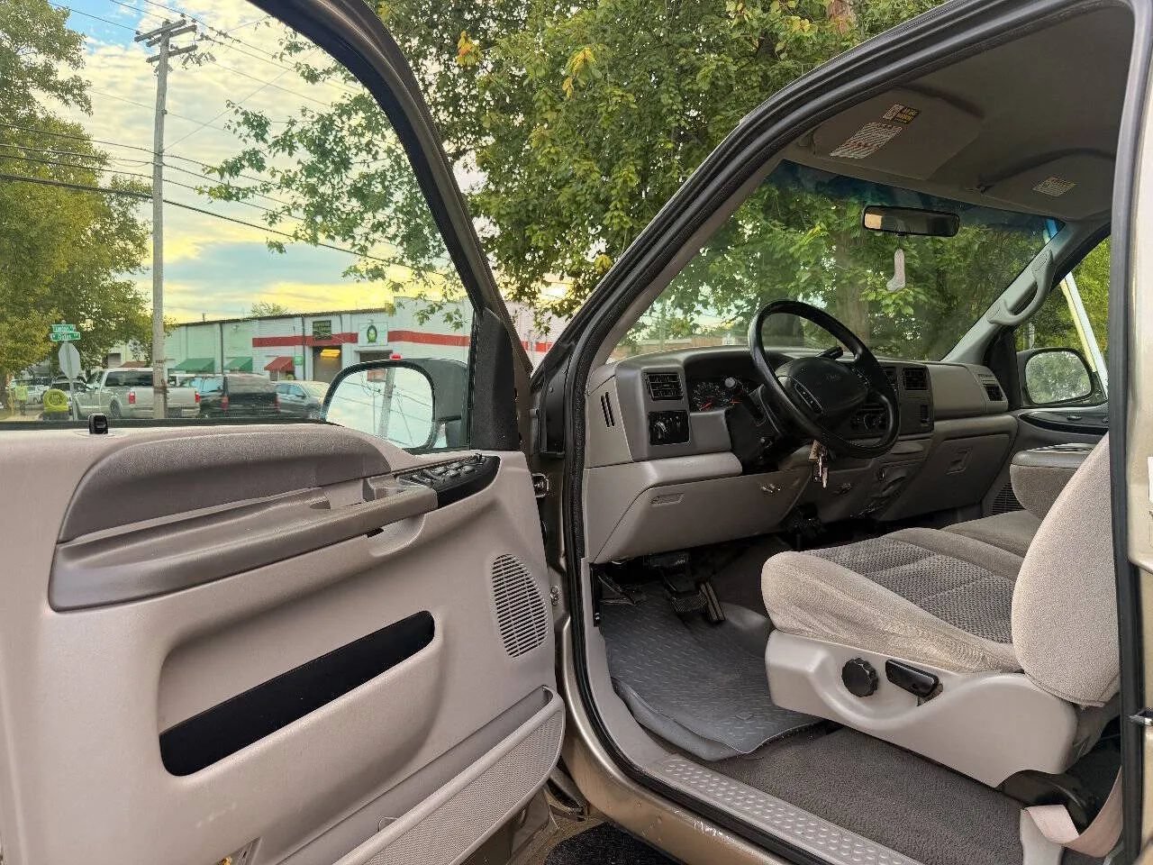 Used 2001 Ford F250 4x4 Crew Cab Super Duty image 13