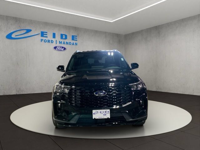 New 2026 Ford Explorer ST-Line w/ ST-Line Street Pack AWD/4WD image 4
