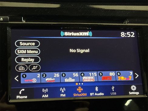 Used 2020 Nissan Rogue Sport SV image 14