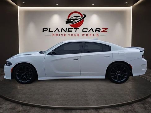 Used 2023 Dodge Charger Scat Pack w/ Technology Group RWD image 2