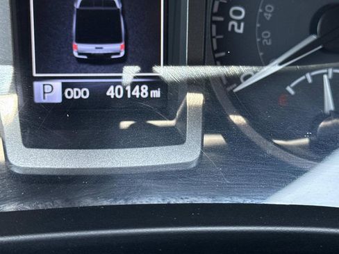 Used 2021 Toyota Tacoma TRD Sport w/ Technology Package image 15