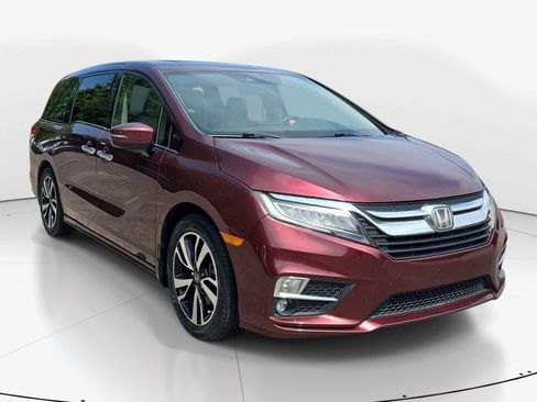 Used 2018 Honda Odyssey Elite image 2