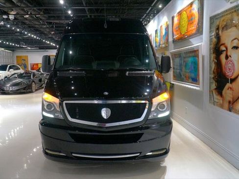 Used 2015 Mercedes-Benz Sprinter 2500 image 3