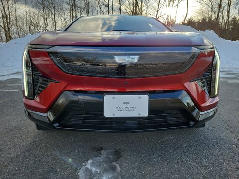 New 2026 Cadillac Optiq Sport 1 image 10