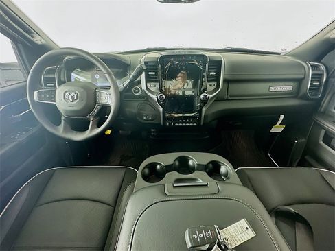 New 2025 RAM 2500 Laramie image 9